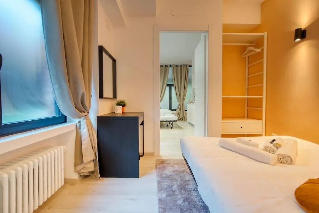 Apartment Suzzani 273 - Interno A3 ミラノ