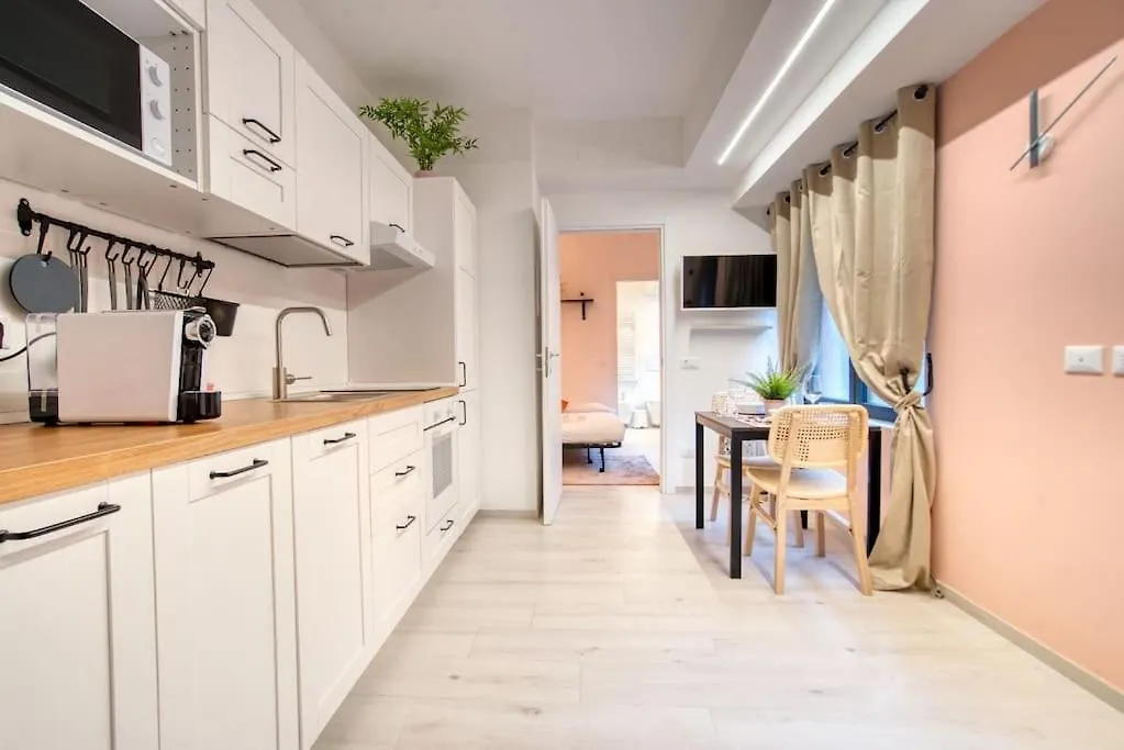 Apartment Suzzani 273 - Interno A3 ミラノ イタリア